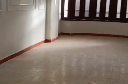 شقة - للبيع - شارع المغفرة جوار مدرسة حسام الدين العشرين فيصل