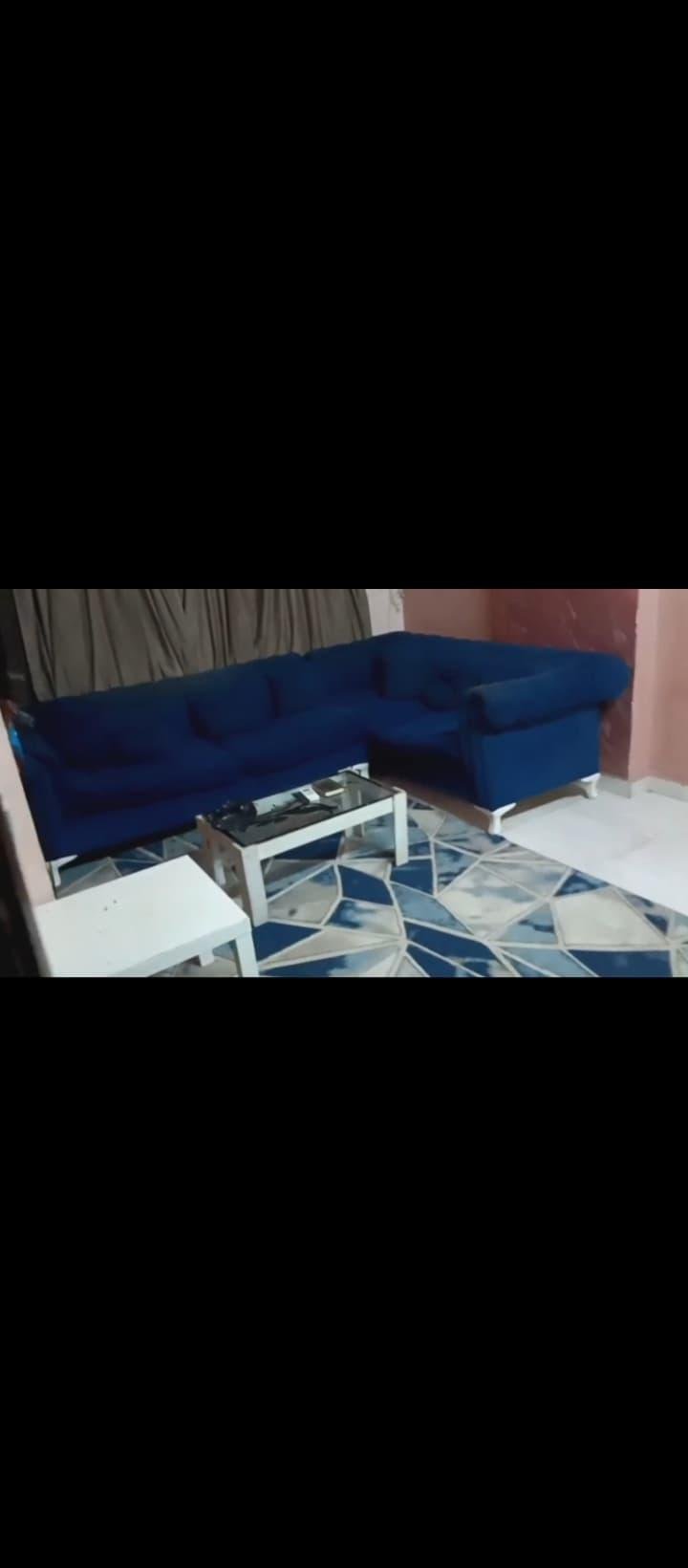 شقة - للايجار - مفروش - شارع العشرين بجانب كشري الهدى  - الفيصل