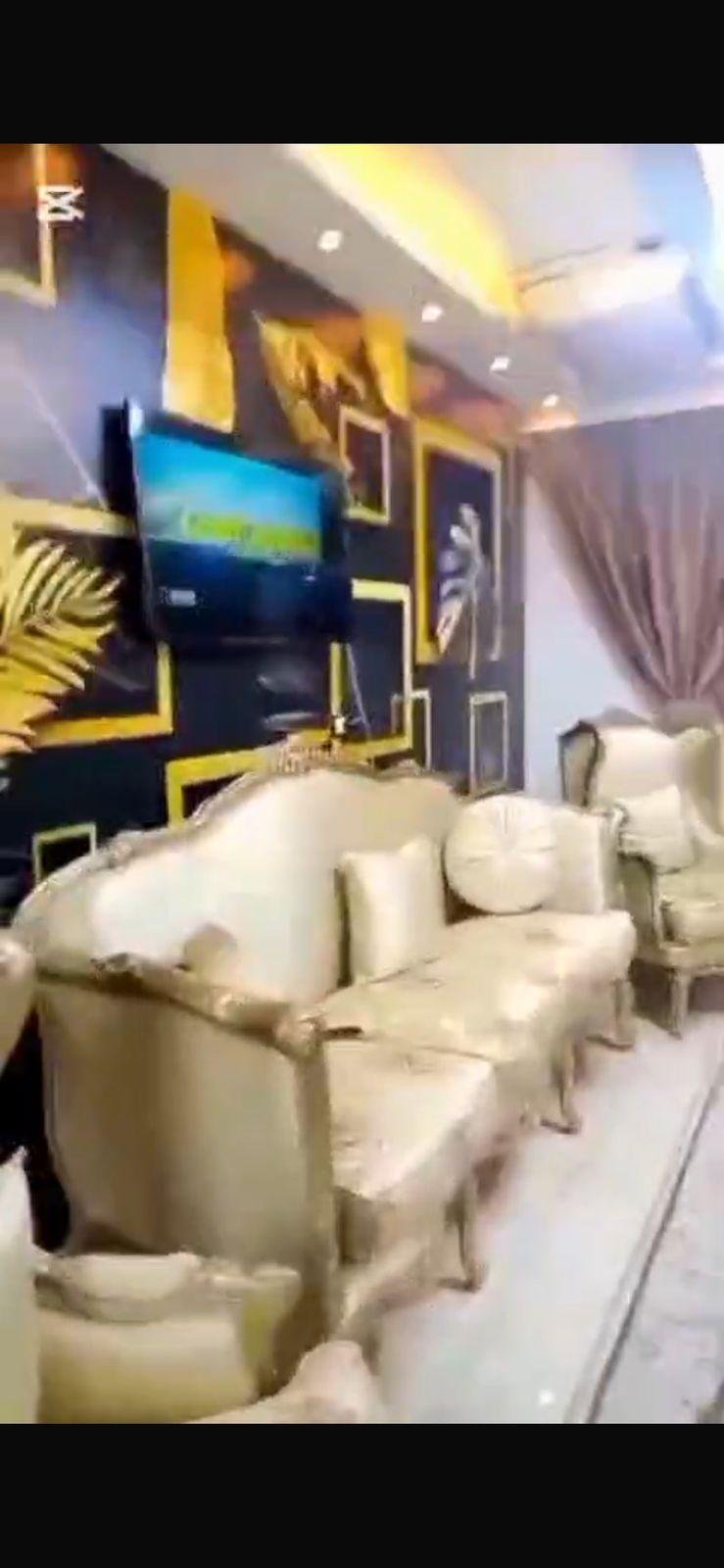 شقة - للايجار - مفروش - الفيصل الرئيسي جوار محطة الاريرزونا