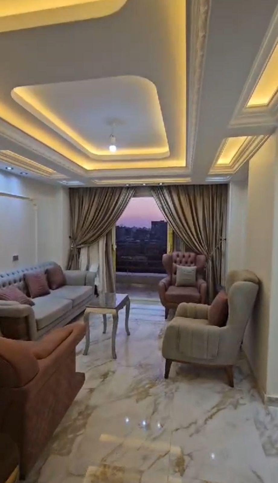 شقة - للايجار - مفروش - المنيل - جوار كبري الملك الصالح